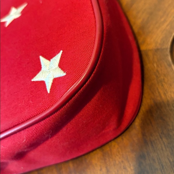 Amanda Smith   Patriotic  shoulder bag  canvas red/white embroidered stars  NWOT - Picture 11 of 17